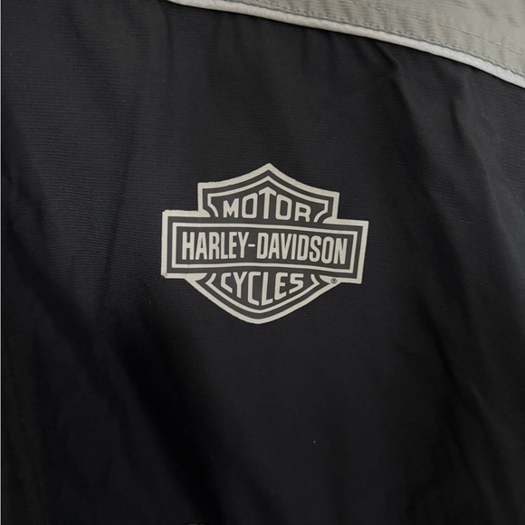 Vintage Harley-Davidson Black and Gray Logo Jacket - Picture 2 of 8